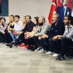 Metin Yıldız Instagram - @metinyildizatolye öğrencileri Perpa sahnesinde gösterdikleri performansla hak ettikleri alkışı aldılar👏 yolları açık şakaları güzel olsun❤️🌟❤️👏👏👏