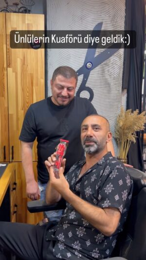 Metin Yıldız Instagram - Ünlülerin Kuaförü dostum kardeşim @levent_saydam_official  sayesinde daha yakışıklı:))