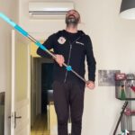 Metin Yıldız Instagram - Komşudan Beklentim:) #müzik #komşu #üstkat #ahmetkaya #şarkı #şaka #komik #komedi #saka #keşfetteyiz #keşfet