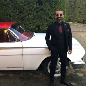 Metin Yıldız Instagram - Mucize Aşk galasına giderken”  Teşekkürler Cavit Bağcivan Ozan Demirli  @mcrkadikoy  #mucizeaşk @mucizeaskfilm
