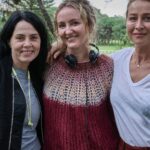 Mia Freedman Instagram - On @nofiltermamamia today….. it’s @asherkeddieofficial . Finally, this woman. Who I’ve admired from the moment I saw her in Love My Way playing a complicated, surprising, fascinating character called Julia. Look, it’s weird meeting someone really famous, whose work and face you know so well. And learning about who the actual person is. Parts of all those characters because she brought them to life but also uniquely herself. The day we met - our first date really because if there hadn’t been chemistry, she might not have agreed to come on board @strife_tvshow as the star and also join us as an Executive Producer. Holy moly. There is so much to say and you can hear it all now on @nofiltermamamia . Run don’t walk. Like this: 🏃‍♀️🏃‍♀️🏃‍♀️🏃‍♀️🏃‍♀️🏃‍♀️🏃🏻‍♀️