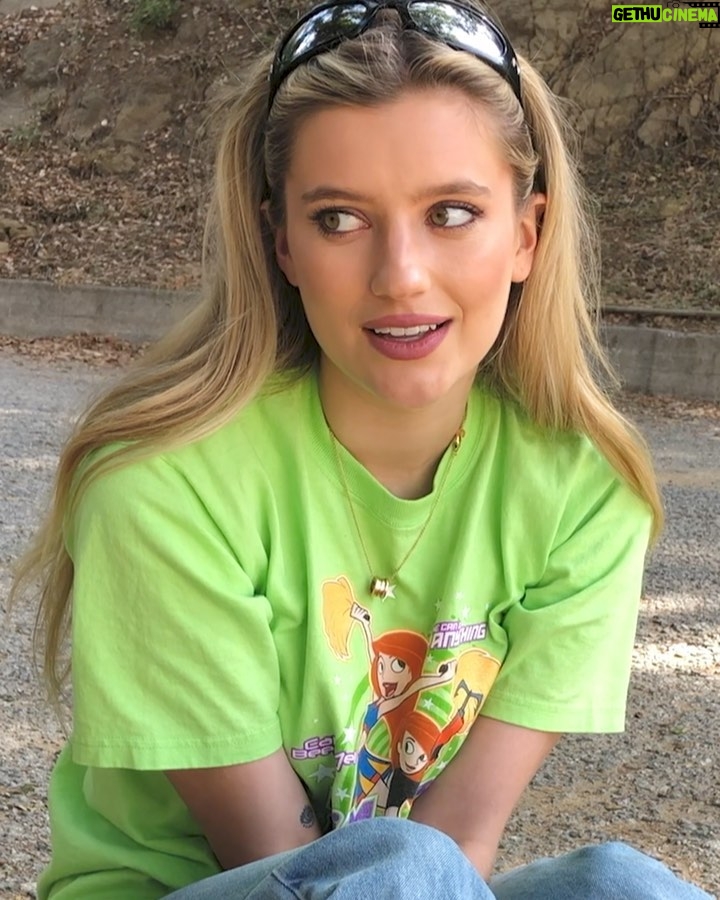 Mia Healey - 33.8K Likes - @l.odet cover <3
@davykesey