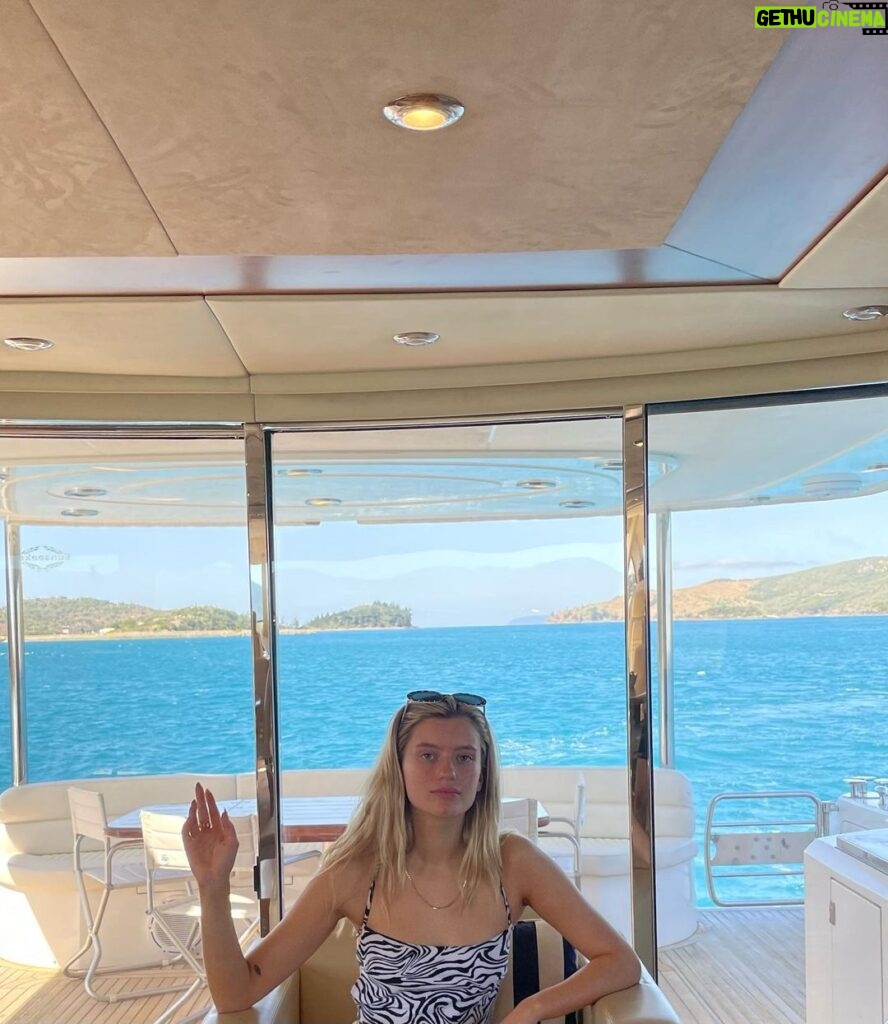 Mia Healey Instagram - Hamilton Island