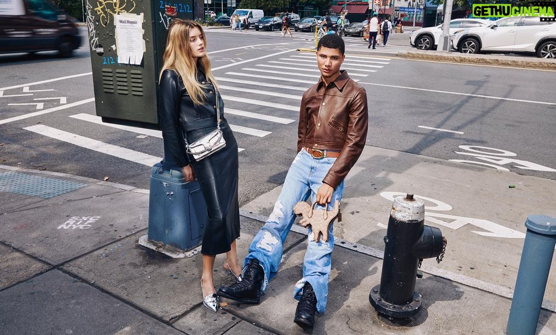 Mia Healey Instagram - @vogueaustralia @coach @jmajoos 🗽 New York, New York
