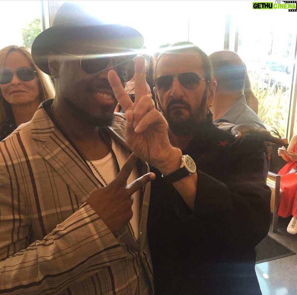 Michael Bearden Instagram - Wow! HBD 80! 🎉 🎉 🎉 to one of the coolest and nicest Icons in this crazy business! Ringo Starr! Always peace and love when I see him. If you ever would’ve told me, a kid from the south side of Chicago, that I’d get a chance to meet ANY of the Beatles, I would’ve called you crazy. Lol 😂 I’ve been able to meet, and be on stage with both surviving band members. ☺️ blessed life! 🙌🏾 M~