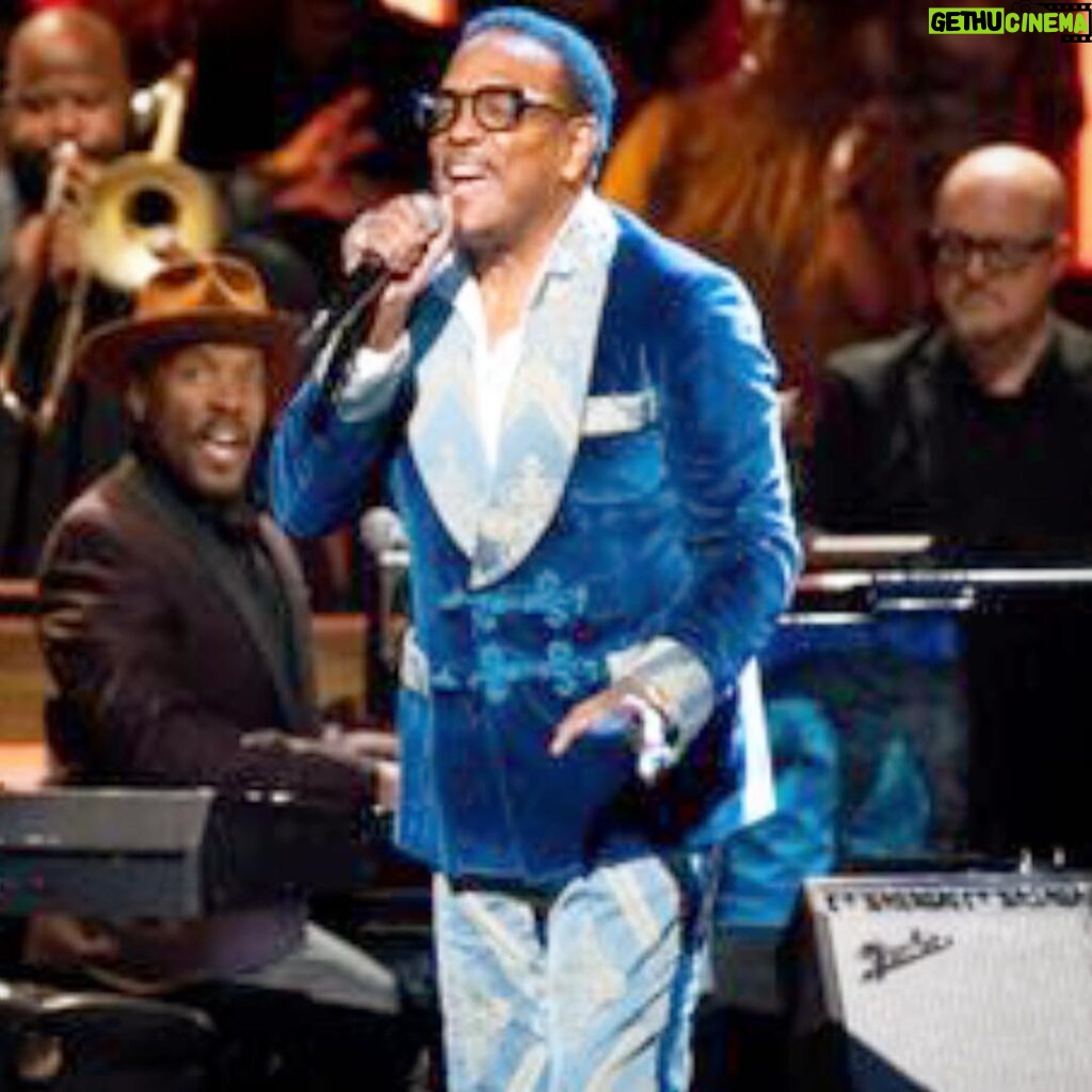 Michael Bearden Instagram - Quick story: As I posted a few days ago, I recently lead an all star tribute to Ray Charles at the Grand Ole Opry. It included big country stars and some non country stars. This isn’t a post about that. It’s a post about judgement. The next day after the show, Charlie Wilson and I were on the same flight back to LA. (If you don’t know who “Uncle Charlie” is, or his story, please do yourself a favor and research him. It’s an amazing story!) There are many phony people in this business. Charlie is NOT one of them. I’ve known him a long time. He’s as real as they come! He and I were just chopping it up, catching up on life and reflecting on the prior night’s performance. As we were boarding, a lady walked over to us and said, “You guys look important. Are you rappers or something?” Okay. Listen! We were dressed as musicians dress. A little blinged up, okay. But, not anything over the top. Just enough to know we didn’t work at a brokerage firm or something. Lol 😆 We’re in a sensitive time right now. And, we were in a so called “red” state. I could’ve easily gone left. But, I said to her, “Firstly, everyone is important to somebody. Then I said, No. We’re not rappers. We performed at the Opry last night”. Her face hit the floor. “The Opry?” She said. That’s big time!” I just smiled. We boarded and as we were sitting there, people were coming on complimenting us on the show. And, how much they enjoyed it. I never saw that woman again. Hopefully she learned something that day. Or maybe she didn’t. Who knows? All I know is, nobody can stop you from living your truth! And even more, the only thing that can ever stop your purpose is you not embracing it! Live your purpose. Live your truth. You’ll be unstoppable! No matter how others may see you!! M~ #wednesdaywisdom #wednesday #truth #purpose #truth #charliewilson #unclecharlie #gapband #singer #music #musicdirector #boss #beinspired #spreadlove #onelove #liveyourbestlife