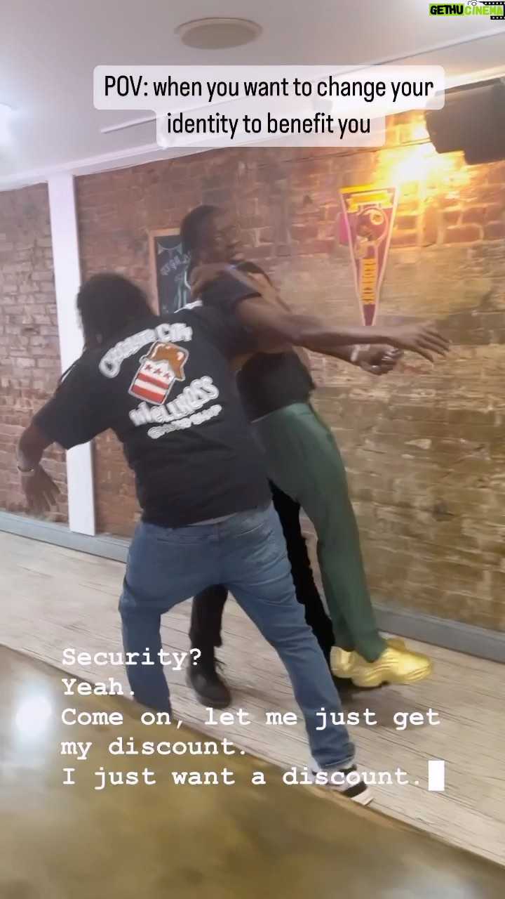 Michael Blackson Instagram - Happy Memorial Day weekend🇺🇸. If you’re in DC check out @chocolatecitywellness1723 @highlyelevated__ #explorepage #explore #closecaptioning #cc #deafcommunity #accessibility #memorialday
