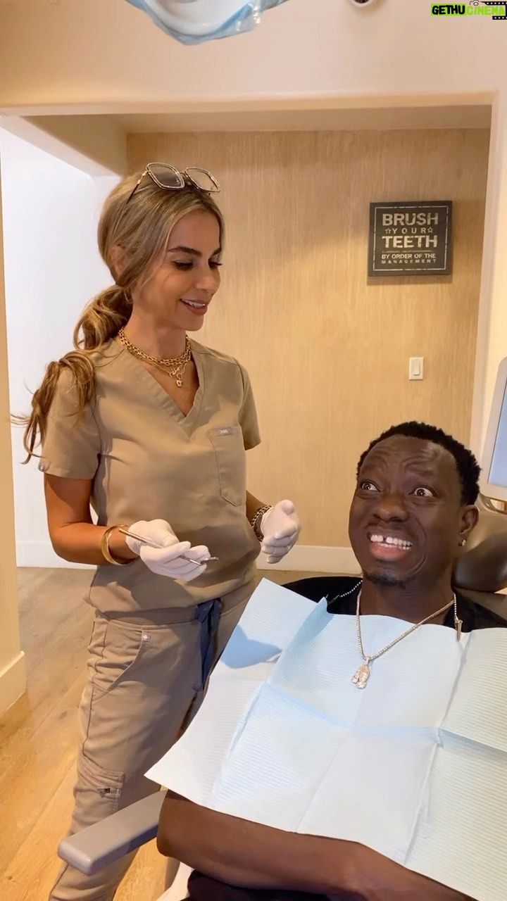 Michael Blackson - 39.9K Likes - Sorry but I had no choice, thanks @lechicdentist
