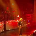 Michael Brinkenstjärna Instagram - The 80s turnén med Mega Artister fr 80 talet skapade succé genom Sverige & avslutade varje gig med Superklassikern ”Tänd Ett Ljus ” på Ett Utsålt Nya Circus - Stockholm ! God jul på er Alla ! Mr Brink #80s #hits #tändettljus #stockholm #circus #mylife #instagood #instagram #success Circus Arena