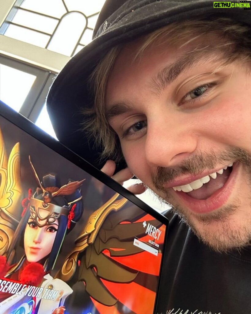 Michael Clifford Instagram - if you know my obsession with @playoverwatch then you know this is a big week for me…. #overwatch_partner i have been playing this game in every corner of my house on my road back to diamond in overwatch 2 lol possibly bringing back the halloween cosplay this year (maybe I said maybe) and Bastion is looking the most likely LOL can my fellow mercy mains plz RISE UP and join me in OW2 :)