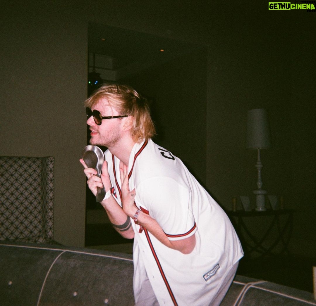 Michael Clifford Instagram - singing California girls at 4 am in the morning into a metal spoon. this is my only mood