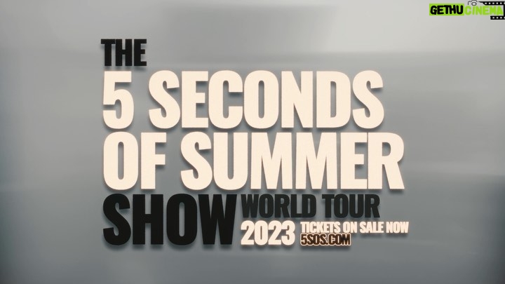 Michael Clifford Instagram - The 5 Seconds Of Summer Show. you’ve just gotta come see it.