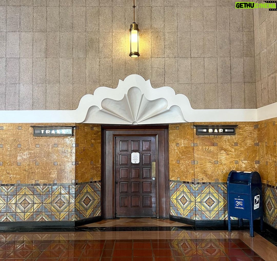 Michael Connelly Instagram - Union Station, mentioned in many books, including DESERT STAR. Swipe for photos. #desertstar #ballardandbosch