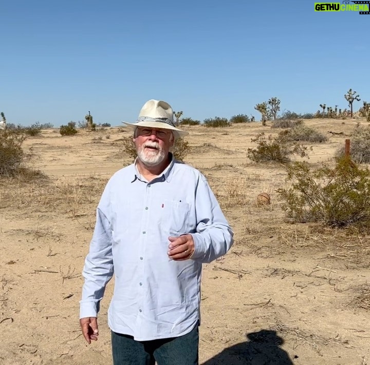 Michael Connelly Instagram - Michael Connelly in the desert…with DESERT STAR. Shot recently while on location for Bosch: Legacy season 2. Plus, swipe to see an outtake. (Man, they’ll let anybody on the set these days.)