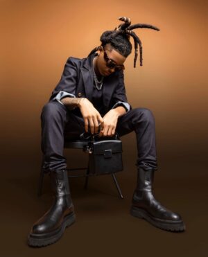 Michael Epps Instagram - ⭐️🌟 Photograhper: @mrblakemartin  Stylist: @infinitelocke