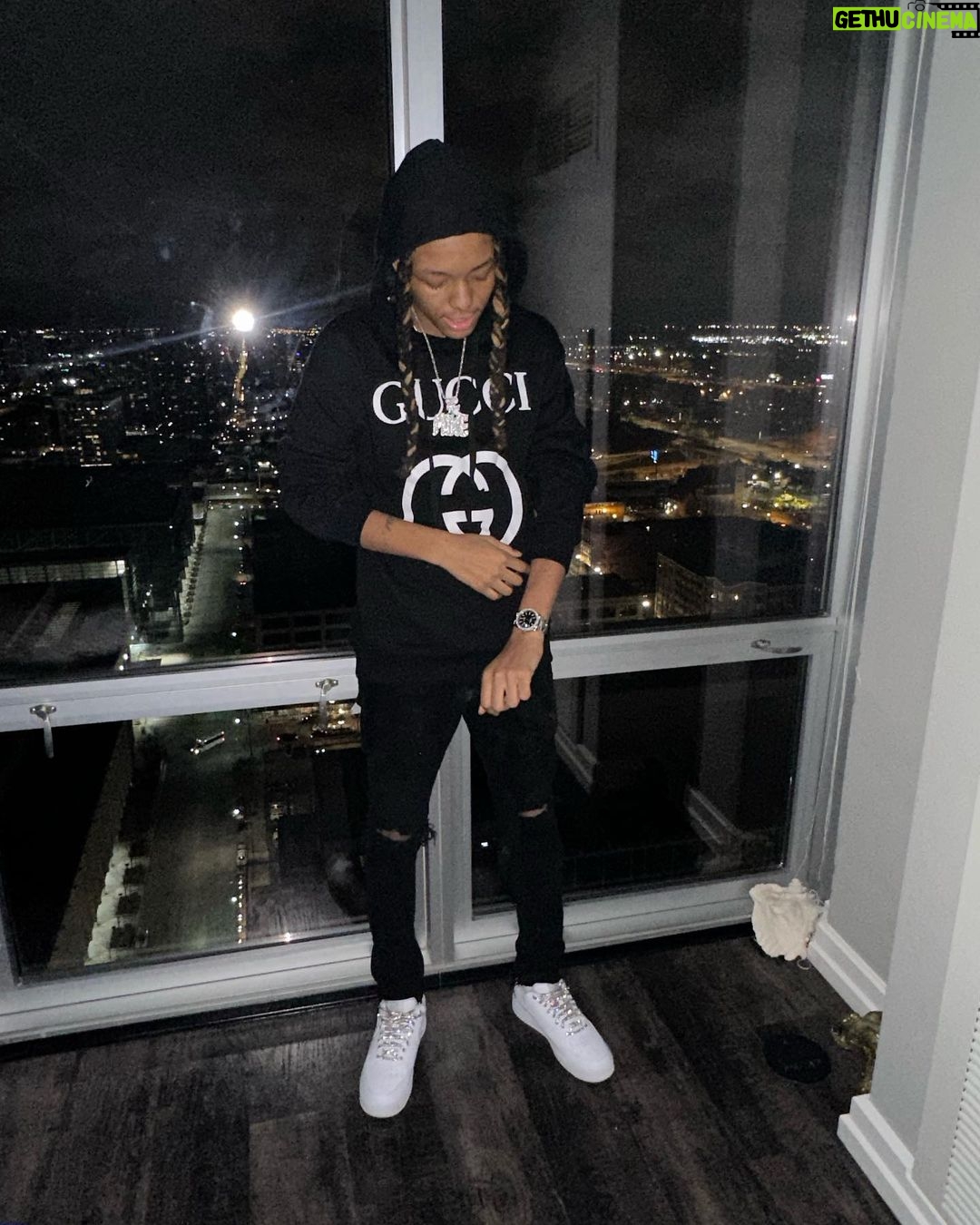 Michael Epps - 52.9K Likes - Can’t play with me you know I come trim I’m in a different league☔️💫🪢