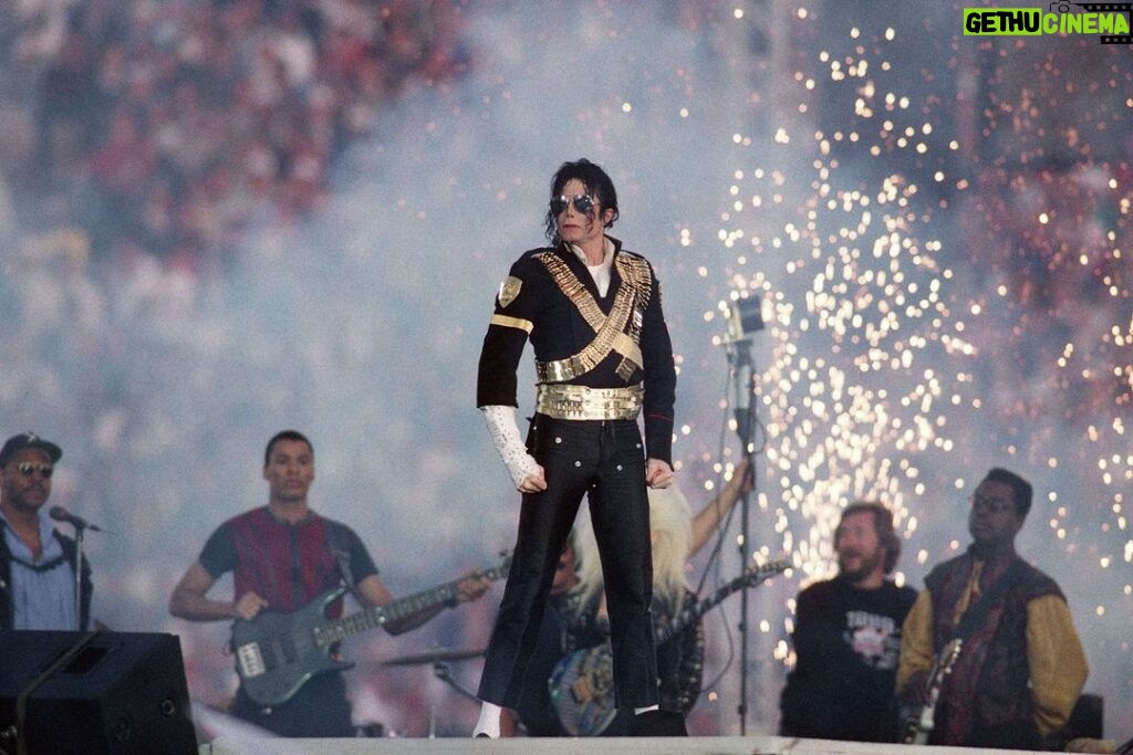 Michael Jackson Instagram - The New York Post recalls the impact of Michael’s 1993 Super Bowl performance: “Without a doubt, Jackson’s set — which kicked off with ‘Jam’ and then went into ‘Billie Jean,’ ‘Black or White’ and ‘We Are the World’ before finishing with ‘Heal the World’ — turned the Super Bowl halftime show into its own blockbuster event, marking the first time that ratings increased from the game’s first half to its second half as viewers watched worldwide.”