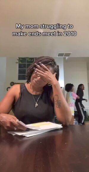 Michael Jackson Instagram - Did you learn the dance to Michael Jackson’s short film “Ghosts” by playing his “Michael Jackson: The Experience” video game, like TikTok user @sifuleroux and his sister did?