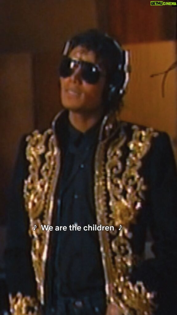 Michael Jackson Instagram - @netflix's new documentary, “The Greatest Night In Pop”, tells the story of the creation of the humanitarian single, “We Are The World”, for which Michael Jackson and Lionel Richie received the Grammy Award for Best Song. In describing the songwriting process, Lionel recalls: “Instead of going to the AMA’s that night, Michael was in the studio working with Quincy to prepare for the recording later that night.” Hit the link in stories to watch it now.