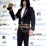 Michael Jackson Instagram – “I can’t answer whether or not I like being famous, but I do love achieving goals. I love not only reaching a mark I’ve set for myself but exceeding it. I think it’s so important to set goals for yourself. It gives you an idea of where you want to go and how you want to get there. If you don’t aim for something, you’ll never know whether you could have hit the mark.” – Michael Jackson