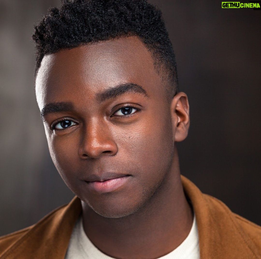 Michael Jackson Instagram - Wonza Johnson made his Broadway debut as a swing member of the @mjthemusical cast. He has performed in the tour of the musical “Hamilton” and on TV in CBS’s “Blue Bloods”. Hit the link in stories to get your tickets now for Broadway performances through January 7th 2024.