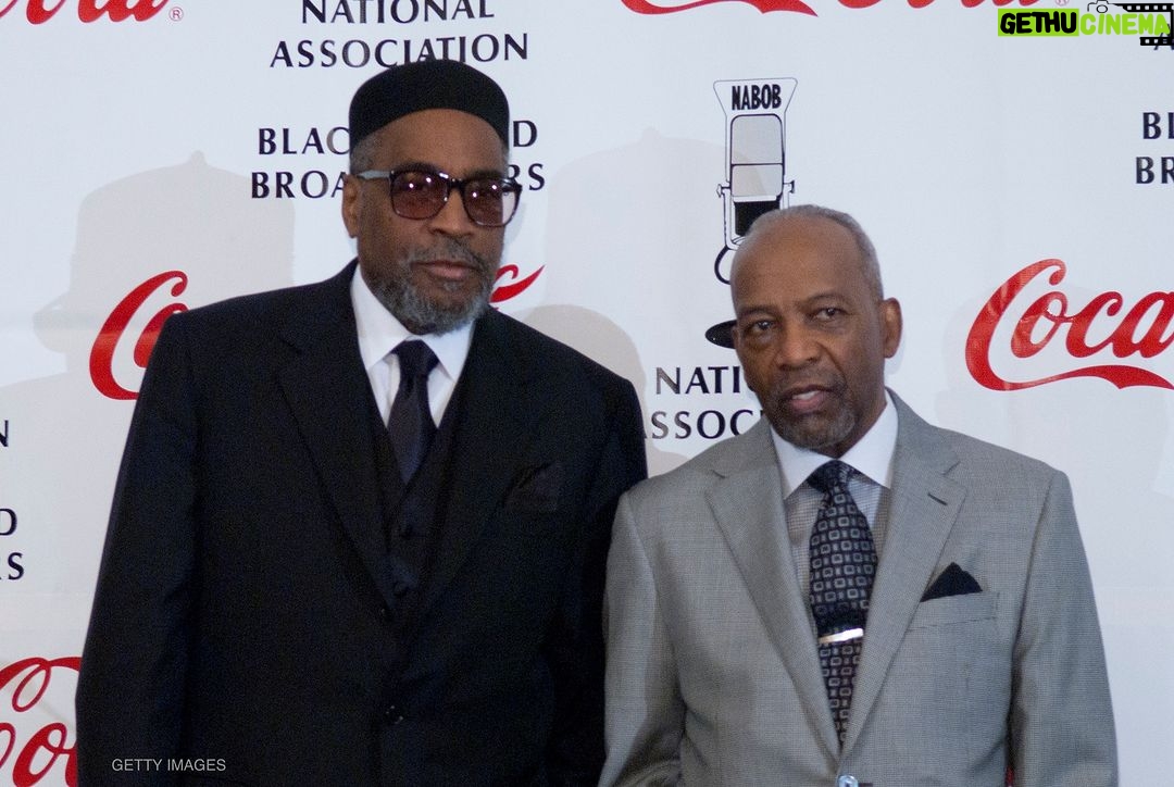 Michael Jackson Instagram - “Kenny Gamble and Leon Huff are such pros. I actually got a chance to watch them create as they presented songs to us and that helped my songwriting a lot. Just watching Huff play the piano while Gamble sang taught me more about the anatomy of a song than anything else.” – Michael Jackson. Hit the link in stories to her the famous production duo Gamble and Huff talk about their first experiences working with Michael.