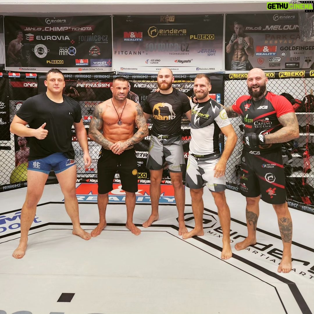 Michal Martínek - 450 Likes - 🦍🇨🇿🔥 @ksw_mma @oktagonmma @iaf_iamfighter #sparings #crew #power @reindersmma @ankosmma