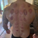 Michal Martínek Instagram - @zeman_radek_masaze neděle 9 ráno a masáž aka znovuzrození. Hloubkový masér Radek se zaměřuje na hloubkove svaly. Musím říct, že mi moc pomáhá jet stále pilu v tréninku 💪🔥🇨🇿👍