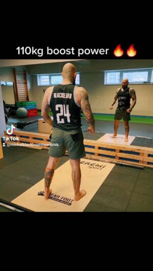Michal Martínek Instagram - Ten pocit když dostaneš zelenou, abys mohl začít makat 🔥🔥🔥
@ksw_mma
 @reindersmma @ankosmma 
@siruckamichal @kondicnitrener
@goldfingerspragueclub @casino.ambassador @fitproczech @seyes.cz @jiri_bejcek @ivo.rittig @dittrich_.co