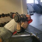 Michal Martínek Instagram - Úchop se vrací 🔥 síla a forma se vrací. Dekuju @siruckamichal , že že mě zase děláš pořádnou skříň 🦍😄🇨🇿