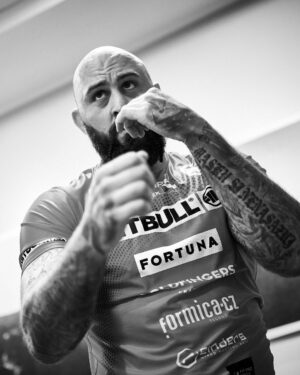 Michal Martínek Instagram - M I C H A L  M A R T I N E K

📸 @piotrpedziszewski 

#KSW87