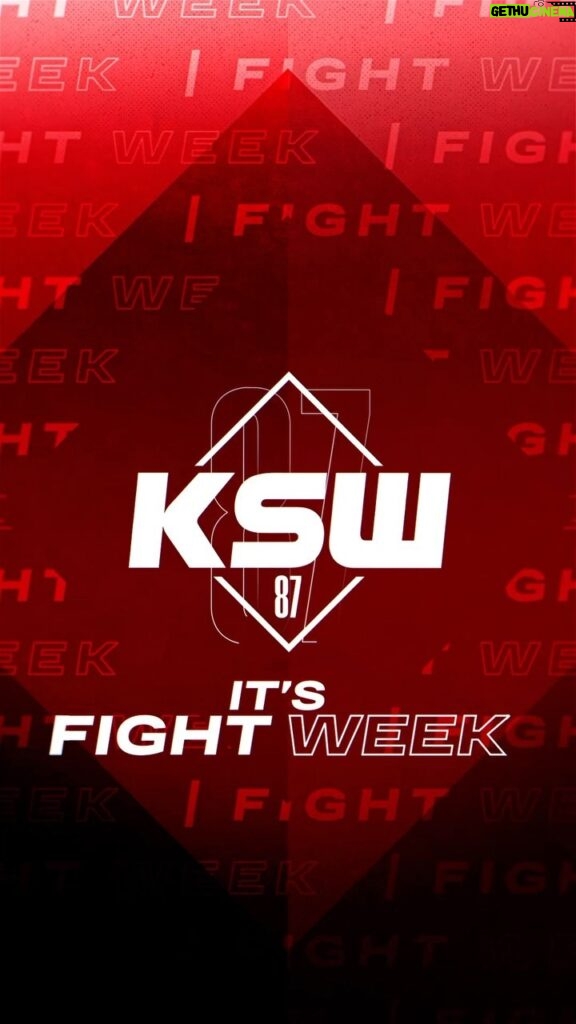 Michal Martínek Instagram - Je to tu! 💪🏼 Fightweek před #KSW87 v 🇨🇿 Třinci nám začíná! 🔥 @ksw_mma Poslední vstupenky koupíš na @ticketmaster_cz 🎟️