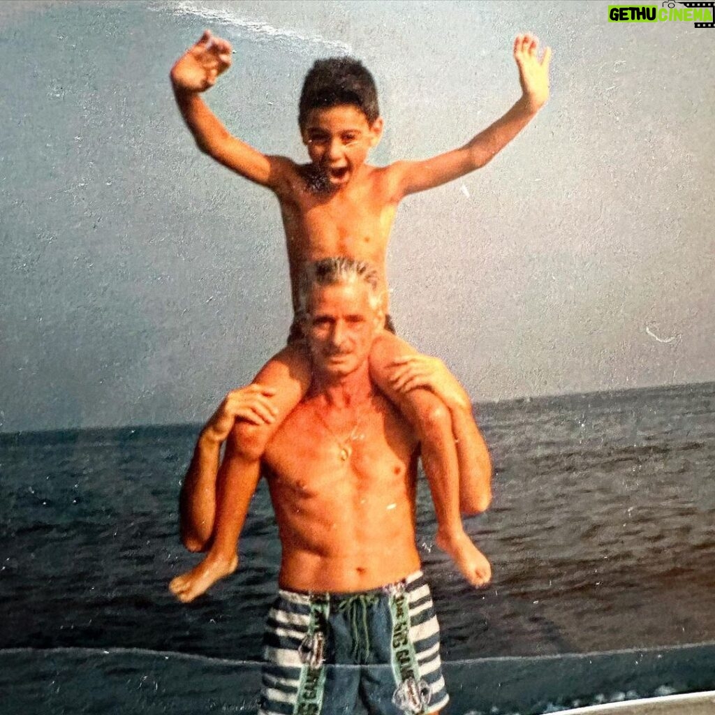 Michele Morrone Instagram - 18/04/2023 . You flew away 20 years ago, but the pain inside me is still glowing like fire in hell. Hope you’re well Boss, wherever you are. . .M.