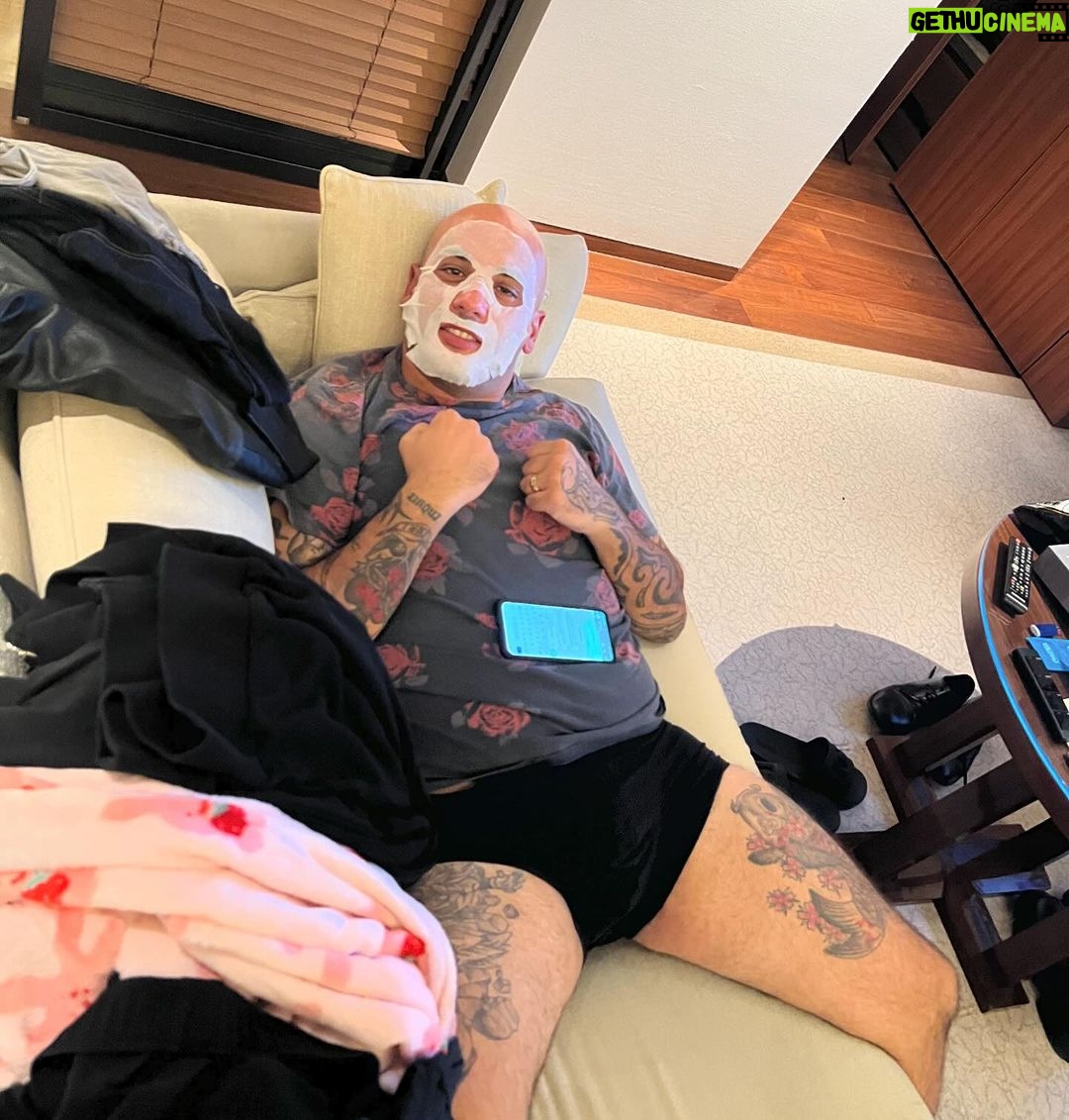 Michele Morrone Instagram - Rolling.. 🕸️ World