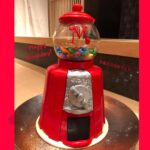 Michelle Reis Instagram - Thank you ladies for a special night 💕💕 @sugarv @sereneqq @elainehui.hk #gumballbirthdaycake #睇到都開心 #ilovechampagne #gemini #❤️