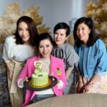 Michelle Reis Instagram - First birthday gathering with my besties 💕💕 Do I look more photogenic ?? @gigilai_official Thank you @bonbc for the perfect lunch😘 #mostbeautifulphotographer #sisterhood #1stbdaycake #最美麗御用攝影師 #Gemini #❤️