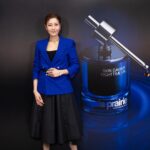 Michelle Reis Instagram - Thanks for inviting me to La Prairie "The Cobalt Night" exhibition. 用完Skin Caviar Nighttime Oil，感覺非常好，好潤，好吸收，持久撫平咗細紋。真心推介給大家💙 @laprairie #skincaviar #CobaltNight @exr_consulting