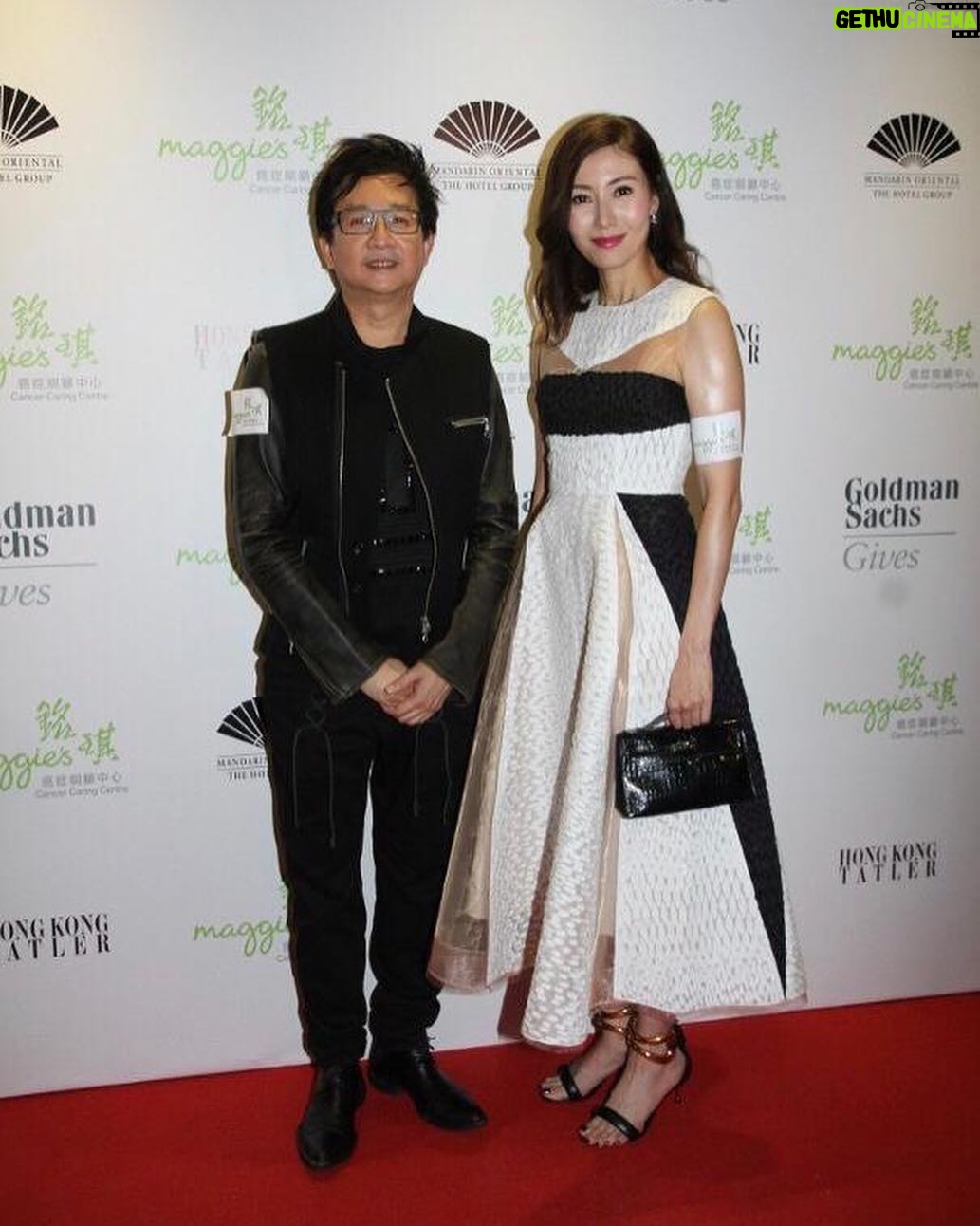 Michelle Reis Instagram - Happy to support The Fayre of St Johns highlighting Maggie’s Cancer Caring Centre. #maggiescancercentres #thefayreofstjohn’s St. John's Cathedral