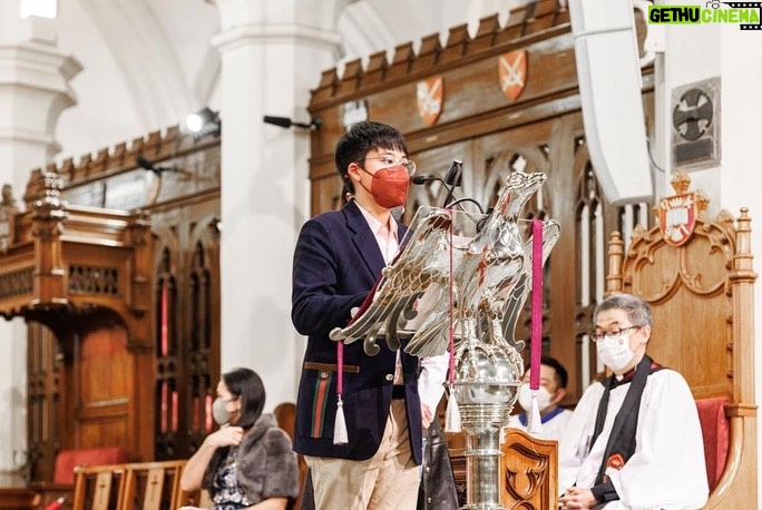 Michelle Reis Instagram - ⁣ ⁣ ⁣ Throwback to The Fayre of St John’s in support of Maggies Cancer Caring Centre.⁣ @maggiescentrehongkong⁣ .⁣ .⁣ .⁣ #biblereading⁣ #motherandson⁣ #stjohnscathedral ⁣ #goodcause⁣ #2022