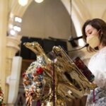 Michelle Reis Instagram - Bible Reading @jjfrostyyt December 2021 #throwback #fayreofstjohns @maggiescentrehongkong St. John's Cathedral