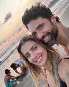 Michelle Renaud Instagram - Me siento tan enamorada de todo en este momento 💞🌸😍 Lo único que falta son los dientes de Marcelo 😅 mi Chimuelo hermoso.