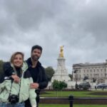 Michelle Renaud Instagram - London🇬🇧 La ciudad más hermosa que he visitado, sin duda es la más arraigada a su historia, conservando y cuidando su belleza. Una ciudad perfecta para venir a festejar el amor ♥️ @matlechat Quédense con quien los vea como yo veo a Mati ( ultima foto) London, England, UK