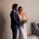 Michelle Renaud Instagram - #EXCLUSIVA Estamos en la íntima boda de @michellerenaud y @matlechat y tenemos las primeras imágenes de la pareja como esposos. #michellerenaud #matiasnovoa