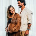 Michelle Renaud Instagram - EXCLUSIVA Michelle Renaud @michellerenaud y Matías Novoa @matlechat nos cuentan todos los detalles de la próxima llegada de su primer hijo juntos. ❤️ (Link en historias). caras.com.mx #carasmarzo 📸 @einargonzalezphoto