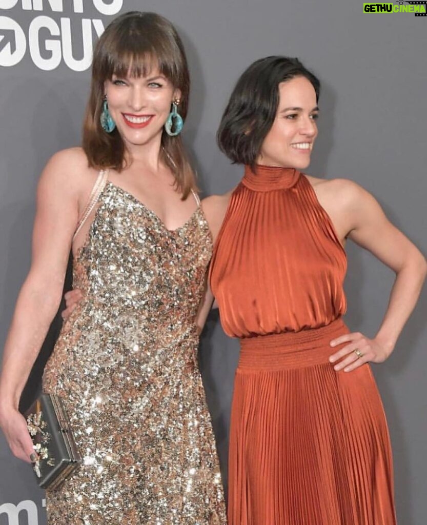 Michelle Rodriguez Instagram - Last throwback @amfar a few weeks ago !!! Glad to have presented my girl @millajovovich with her award of courage for her long-standing dedication to Amfar’s mission to #CureAIDS #amfAR