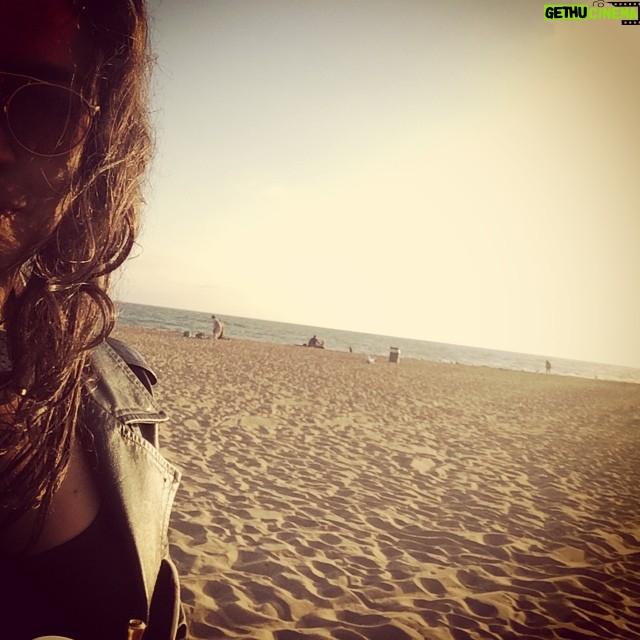 Michelle Rodriguez Instagram - Beach Meditation...
