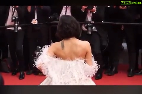 Michelle Rodriguez Instagram - Once upon a time in Hollywood @festivaldecannes congrats Tarantino 💜💜💜💜