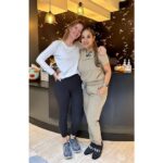 Michelle Stafford Instagram - So, no gate keeping this year (I never did anyway). I would love to introduce you all to my amazing, stupendous dermatologist @drtessmauricio and her brilliant executive assistant @liza.lees I met both of these incredible women at the @hollywoodbeautyawards (which is like the Oscars for the beauty industry) in 2019. Dr.Tess was receiving an award. I was presenting. We became fast friends. Dr.Tess is so humble and truly the BEST in the business. I didn’t become a patient until recently when some odd stuff was going on with my skin. As someone who creates and sells skin care it’s great to have these women in my life. I always tell folks “I’m not a doctor” yes, I created these amazing skincare products @skinnationbeauty but there are some skin issues that really need to be treated by a professional and I highly recommend @drtessmauricio Thank you beauty! @mbeautyclinic