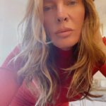 Michelle Stafford Instagram - A daily reminder… ❤️❤️❤️❤️❤️❤️🖤