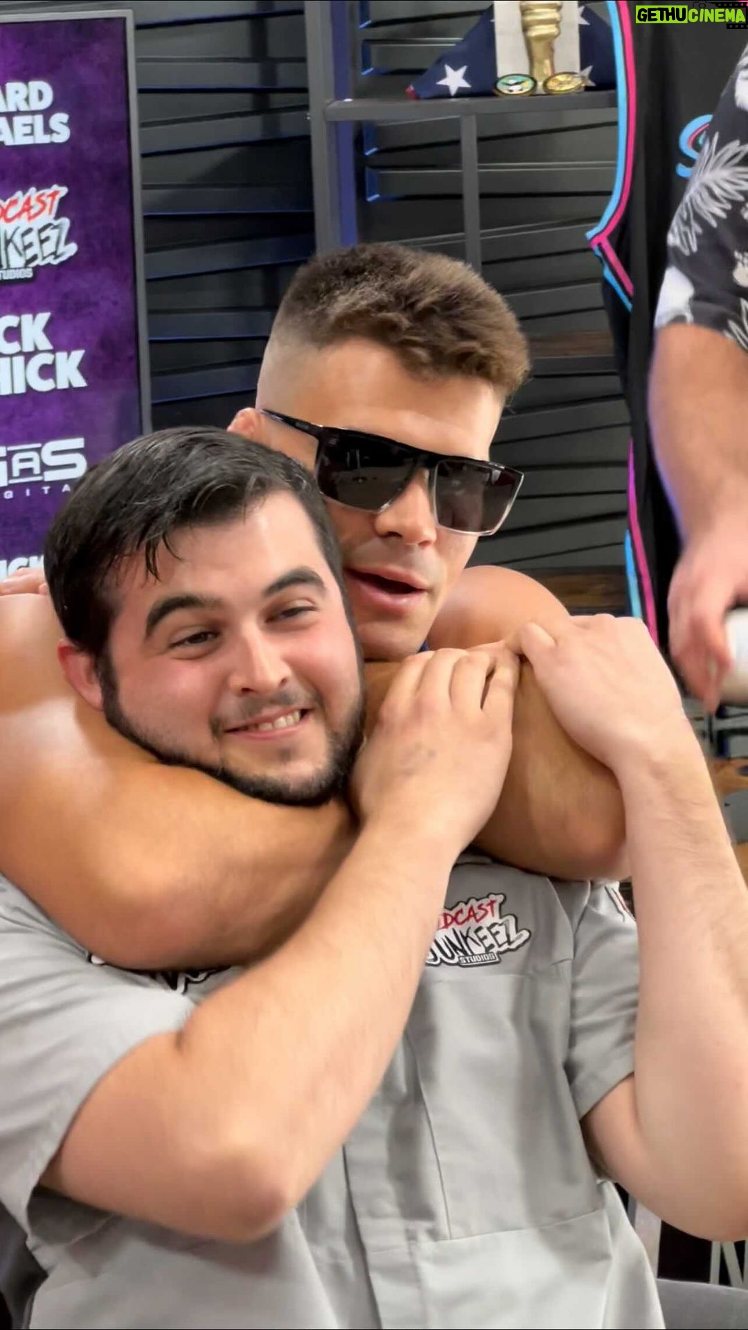 Mickey Gall Instagram - Part 1/2 Wanna see someone get choked out? Never a boring day on @slicknthickshow . These 2 videos demonstrate how to properly apply and defend a rear naked choke. My boy @benjamin558 is a G for volunteering takes balls and vulnerability to get choked out on camera! The @bruteseltzer was flowin we mighta had too much fun 🎥 @christian_porrello ***DO NOT TRY THIS AT HOME. I AM A TRAINED PROFESSIONAL***